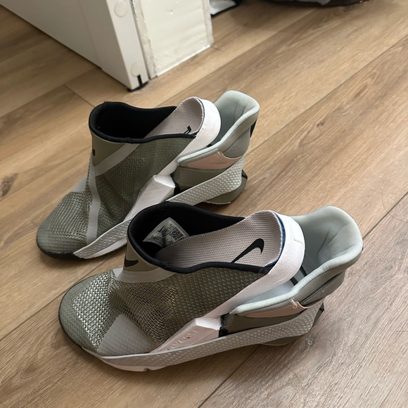 Nike Flyease women’s size 6 - Picture 7 of 8